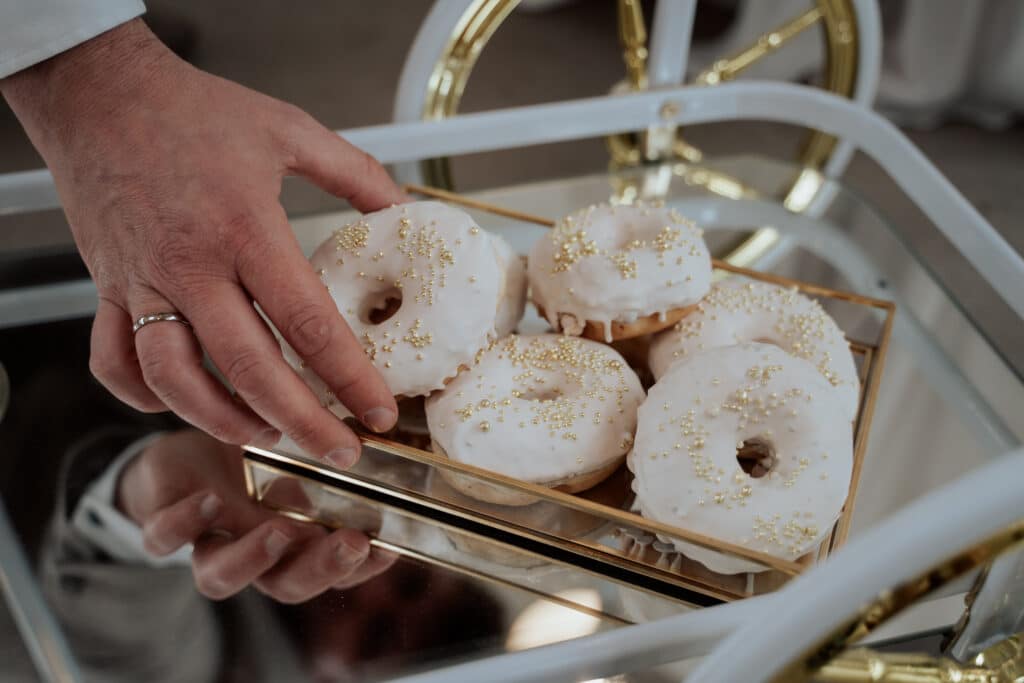 Individuelle Donuts passend zur Hochzeit
