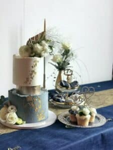 Sweets-Table zur Hochzeit mit Hochzeitstorte